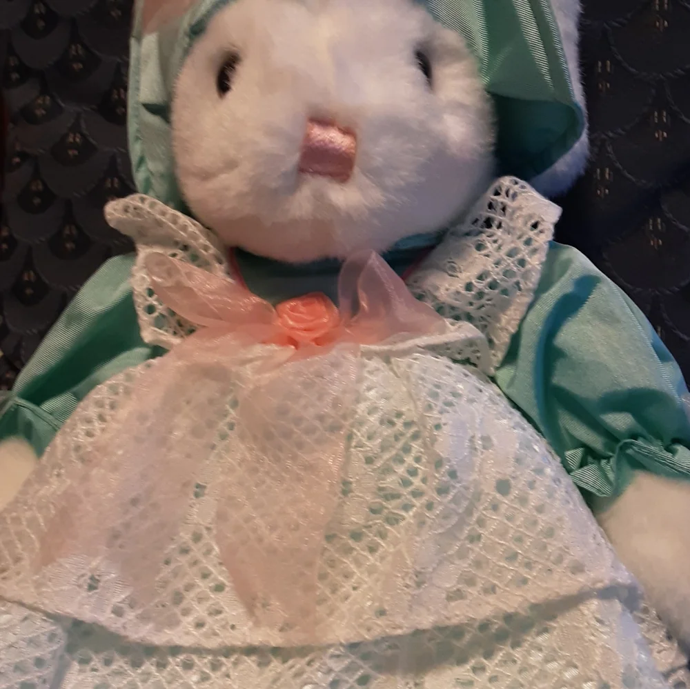 NWT VINTAGE DRESSED EASTER BUNNY, 20